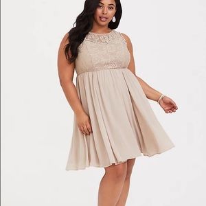 TORRID beige lace dress